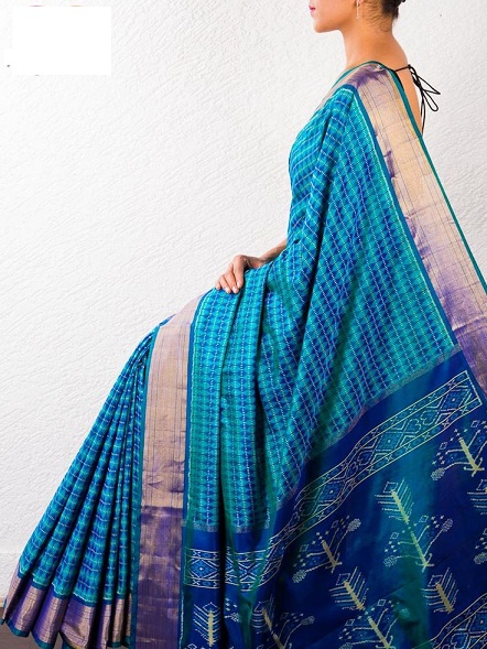 Az égkék Pochampally Saree Design