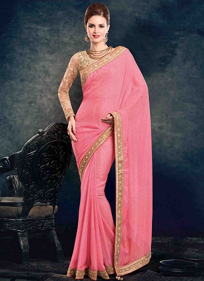 Den lyserøde Chiffon Saree