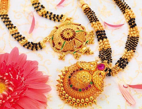 Lang designer Peshwai Mangalsutra