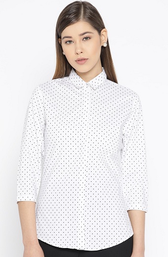 Hvid formel trykt skjorte