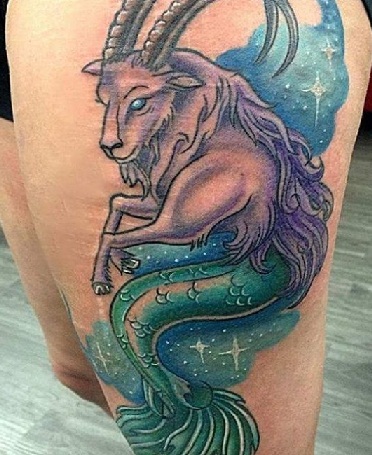 Farverig Stenbukken Symbol Tattoo