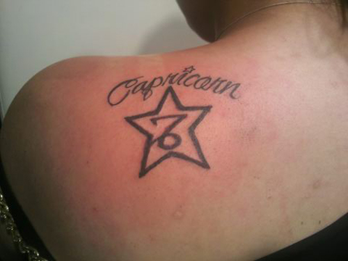 Enkle Stenbukken Star Tattoo Designs