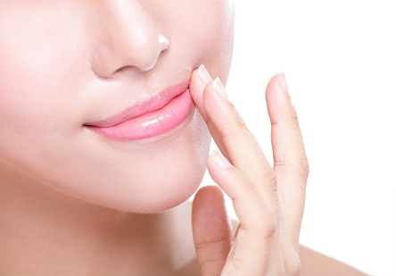 Påfør Natural Lip Moisturizers