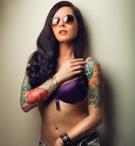 Klasszikus tetováló művészet lányoknak