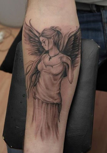 Smukke Angel Tattoo Designs 10