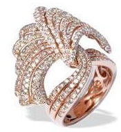 Gyönyörű kanyargós gyémántgyűrű és jelentése
