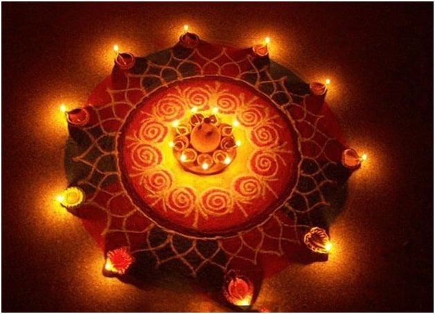 Runde Rangoli -mønstre til Diwali