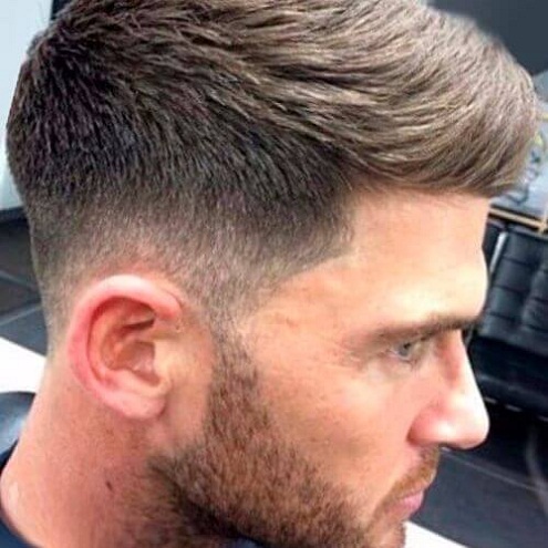 Fantastisk Mid Fade Haircut