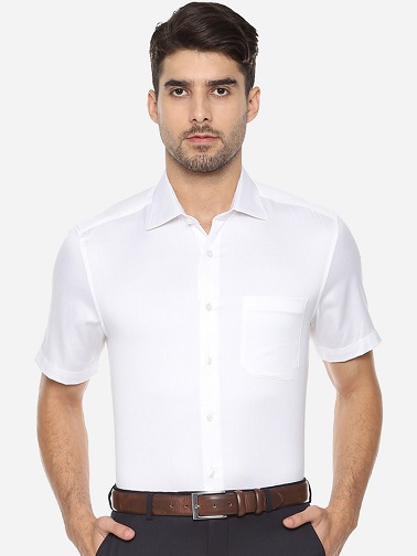 Sprød hvid formel skjorte