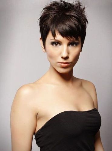 Aflange ansigtsformede haircuts