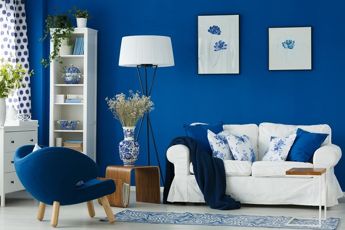 Stue i blå farve