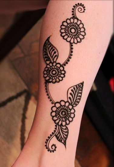 Dekorativt rund henna -design