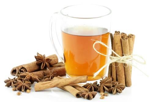 Te lavet med krydderier øjeblikkeligt hjemmemedicin mod hoste