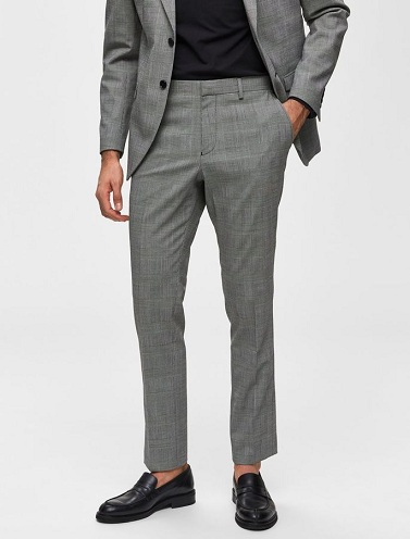 Slim fit nadrág