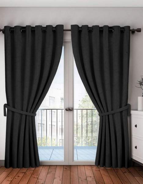 Eyelet Door Gardiner