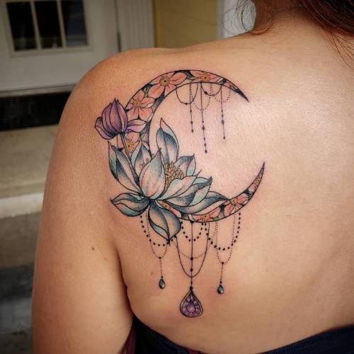 Bedste Moon Tattoo Designs & amp; Ideer 2