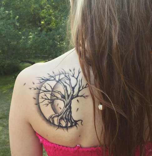 Bedste Moon Tattoo Designs & amp; Idéer 6