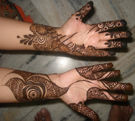 Félkézi Mehndi Design gyerekeknek