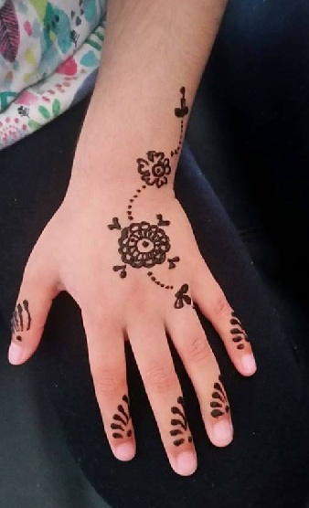 Band Style Mehndi Design