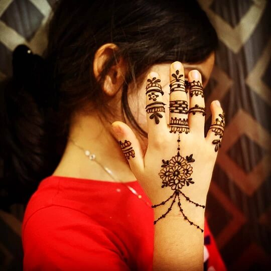 Enkle Mehndi -designs til børn