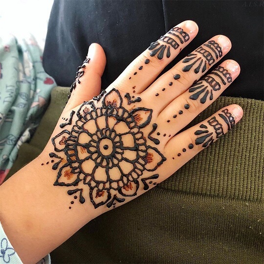 Mandala Easy Mehndi Designs for Kids