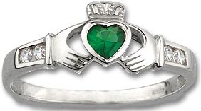 Herre Claddagh ringdesign i sølv