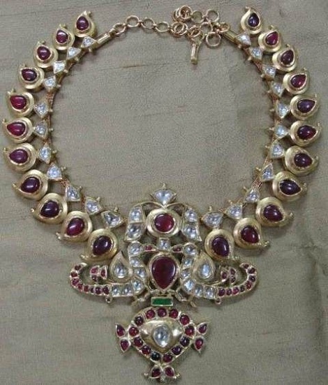 Antik dél -indiai gyémánt nyakláncok