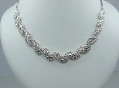 Absztrakt gyémánt nyaklánc design