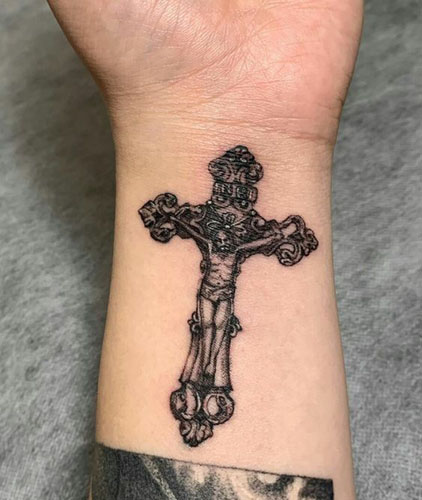 Cross Tattoo Designs til mænd og kvinder 1