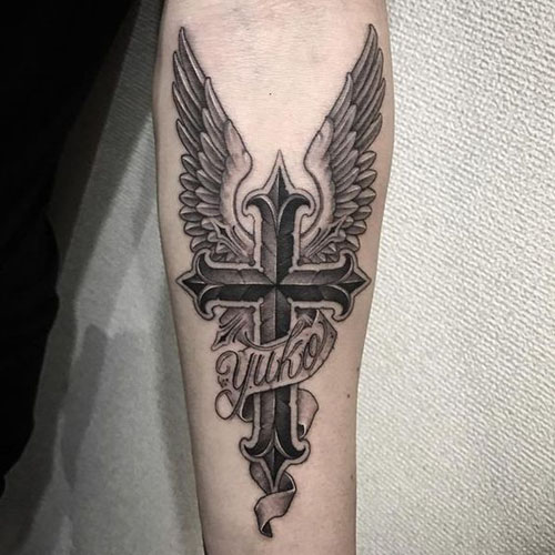 Cross Tattoo Designs til mænd og kvinder 4