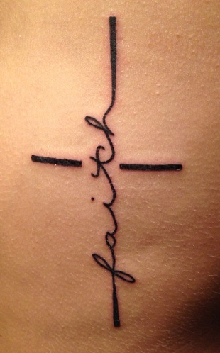 Signatur Cross Tattoo Design