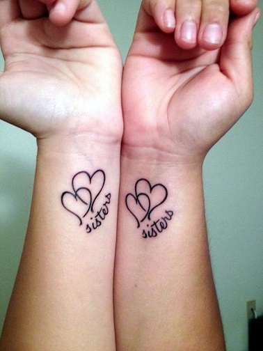 Egyező szív -nővér tetoválás