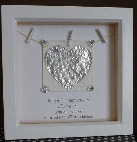 Tin Heart Frame