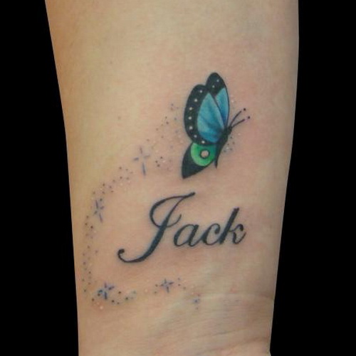 Navn Tattoo Designs On Wrist