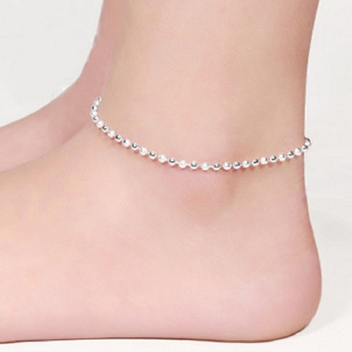 Anklets til hende