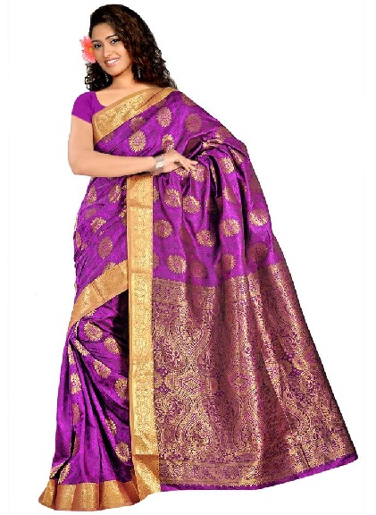A lila Kanchipuram selyem szári