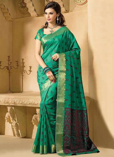 A zöld Kanchipuram Saree