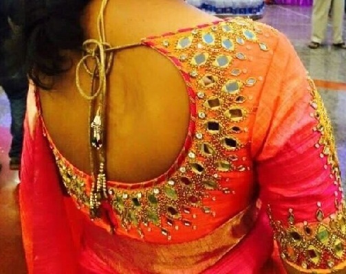 Lehenga bluse designs med spejlværk