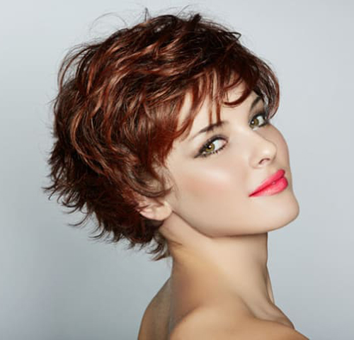 Pixie cut til lille ansigt