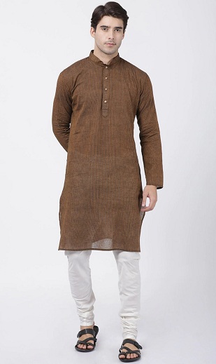 Almindelig Khadi Kurta med Churidhar