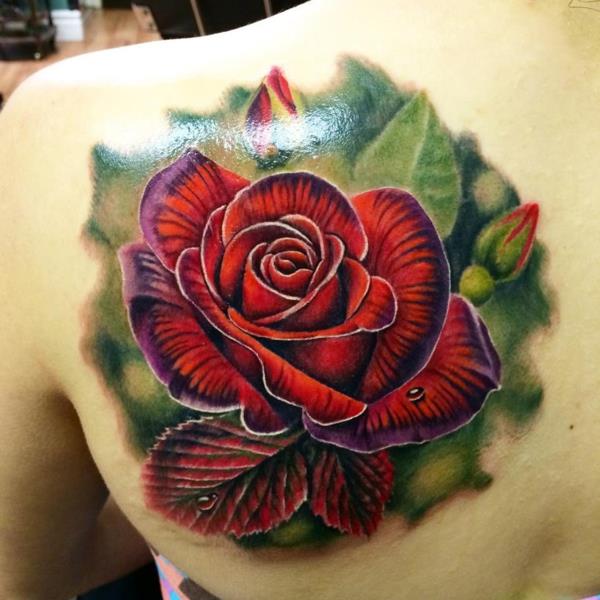 3d tatuoinnit ruusut takaisin värikkäitä