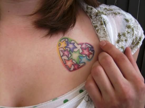 Hjerte tatovering på brystet