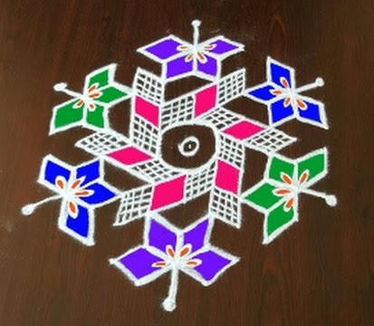 Blomst Kolam med 11 prikker