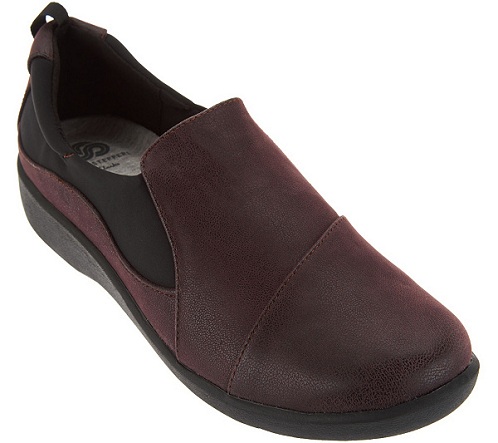 Clarks férfi felhőalapítók Sillian Paz Slip-On Loafer