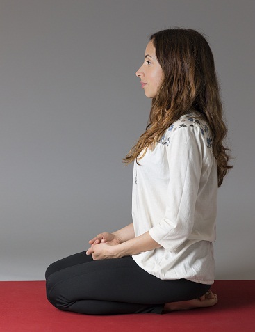 Hero Pose in Yoga - Virasana Yoga Pose and Benefits