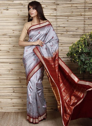 Szürke Sambalpuri selyem Saree Bomkai Designs