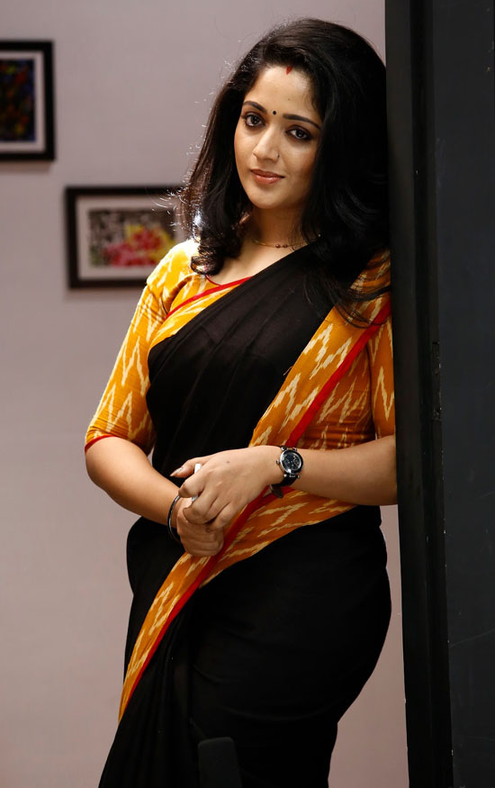 Kavya Madhavan Hot In Saree