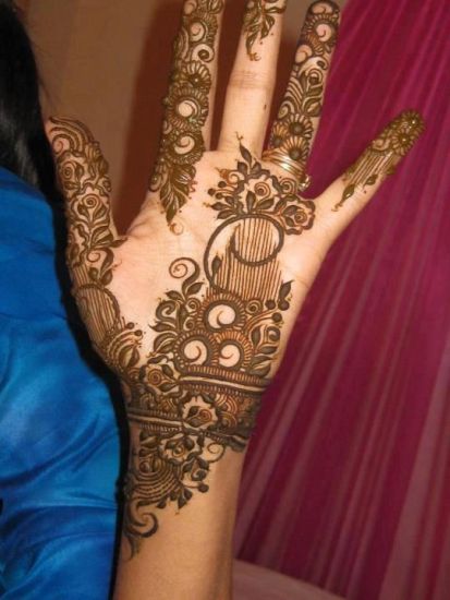 Indisk Mehndi -design til piger