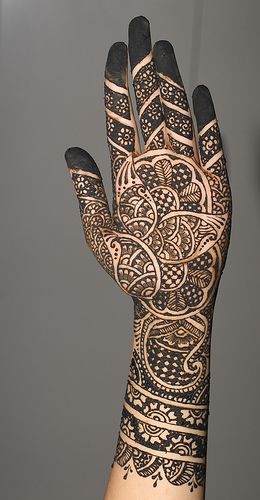 Traditionelt indo -arabisk Mehndi -design