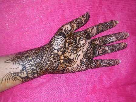 Hagyományos Mehndi Designs for Hands